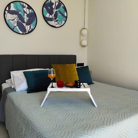 Poseidonas Luxury Apartment Платанес Экстерьер фото