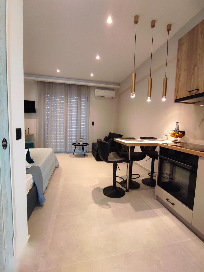 Poseidonas Luxury Apartment Платанес Экстерьер фото